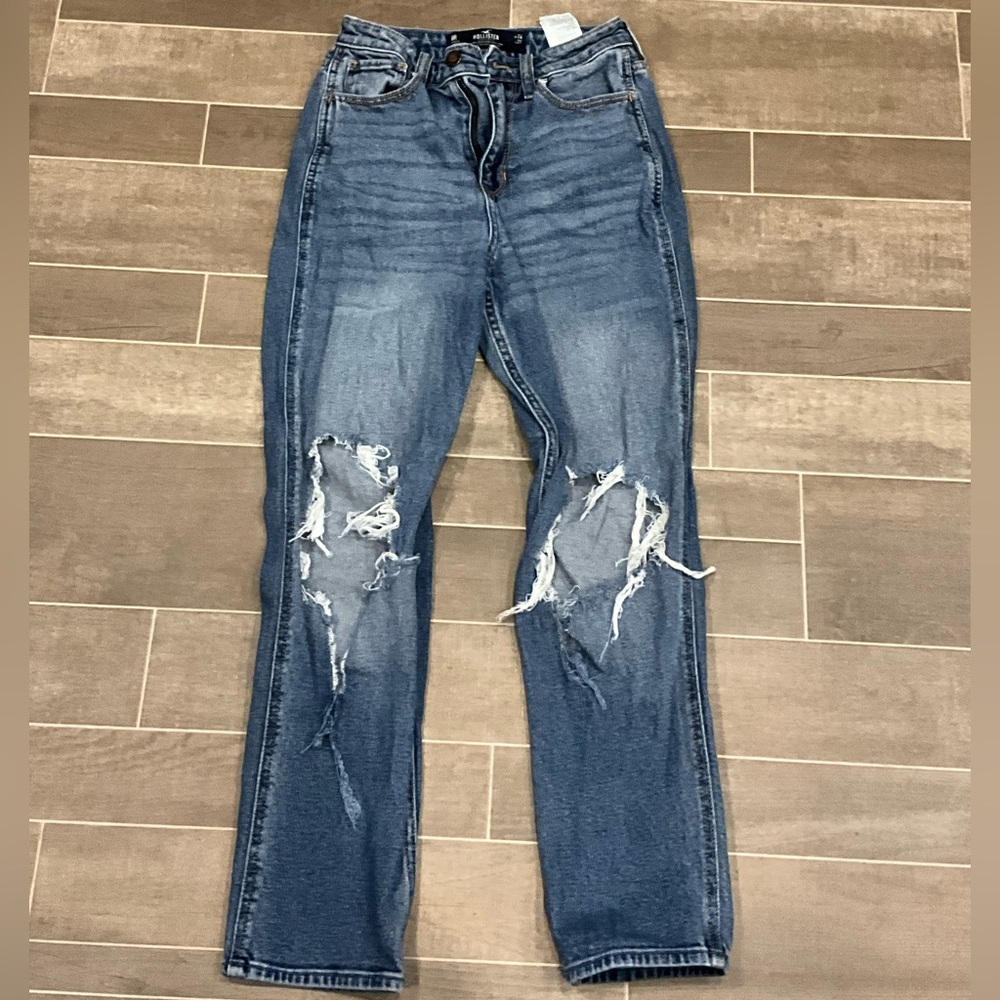 Hollister ultra high rise mom jeans